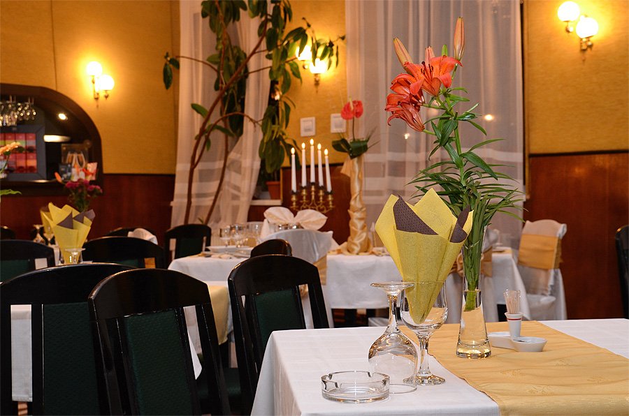 Photos of the restaurant