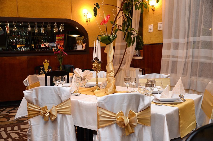 Photos of the restaurant