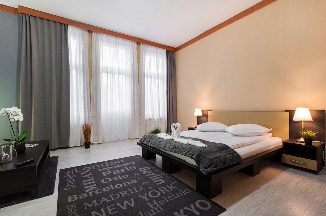 Photos of the hotel rooms
